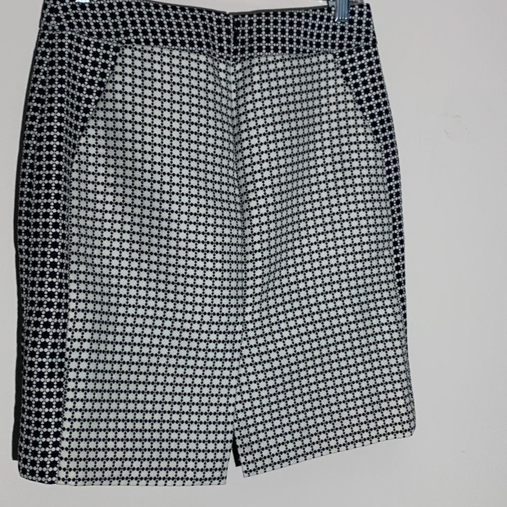 Black and white pencil skirt - Picture 5 of 16